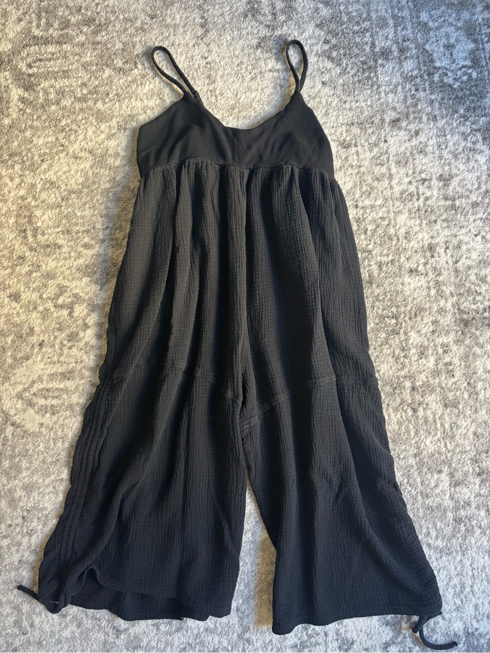 ARULA Black Wide-Leg Spaghetti-Strap Jumpsuit
